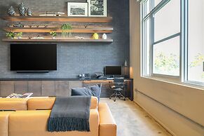 Wynwood Condo, Walk to Restaurants & Nightclubs!