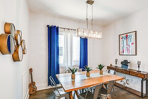 Bright Nashville Townhome ~ 5 Mi to Downtown!