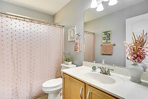 Tucson Home w/ Patio, Grill & Mountain Views!