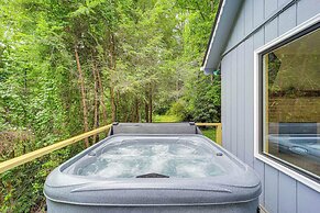 24-acre Cottage w/ Hot Tub ~ 10 Mi to Blowing Rock