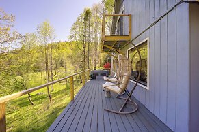 24-acre Cottage w/ Hot Tub ~ 10 Mi to Blowing Rock