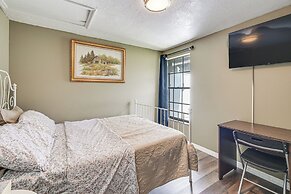 Home w/ Lanai: 12 Mi to Busch Gardens Tampa Bay!