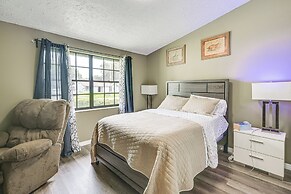 Home w/ Lanai: 12 Mi to Busch Gardens Tampa Bay!