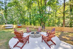 Anderson Retreat: Private Dock, Kayaks, Fire Pit!