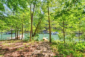Anderson Retreat: Private Dock, Kayaks, Fire Pit!