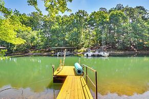 Anderson Retreat: Private Dock, Kayaks, Fire Pit!