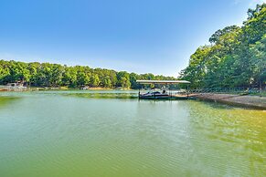 Waterfront Hartwell Apartment w/ Dock Access!