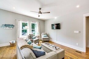 Waterfront Hartwell Apartment w/ Dock Access!