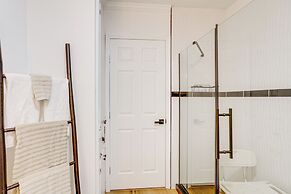 Fully Renovated Home ~ 1 Mi to Downtown Hammond!