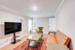 Fully Renovated Home ~ 1 Mi to Downtown Hammond!