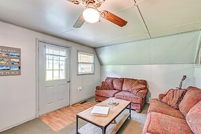 5 Mi to Cave Run Lake: Wellington Cabin w/ Deck!