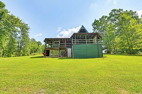 5 Mi to Cave Run Lake: Wellington Cabin w/ Deck!