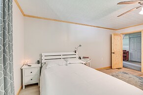 5 Mi to Cave Run Lake: Wellington Cabin w/ Deck!