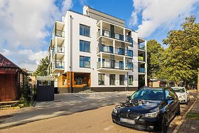 Beachside Apartment by Renters