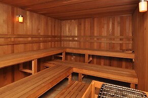 The Oasis 2414 Formerly Phoenix West Ii 2414 3 Bedroom Condo