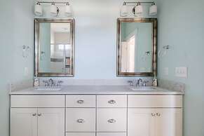 Stylish Haven In Vibrant Raleigh, 5-minute Walk To Transfer Co. Food H