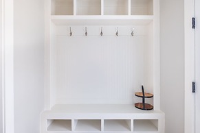 Stylish Haven In Vibrant Raleigh, 5-minute Walk To Transfer Co. Food H