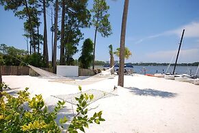 Margot Bay Condo by RedAwning