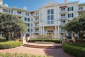 Margot Bay Condo by RedAwning