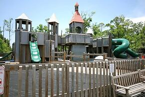 Margot Bay Condo by RedAwning