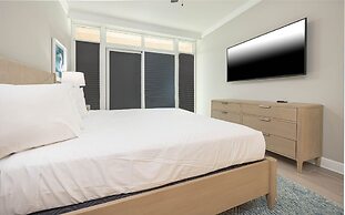 Phoenix Gulf Towers 1607 3 Bedroom Condo by RedAwning