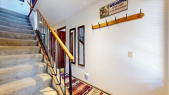 Snowflower #75 3 Bedroom Condo by RedAwning