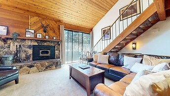 Snowflower #75 3 Bedroom Condo by RedAwning