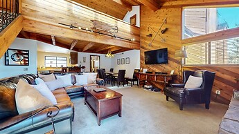 Snowflower #75 3 Bedroom Condo by RedAwning