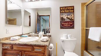 Snowflower #75 3 Bedroom Condo by RedAwning