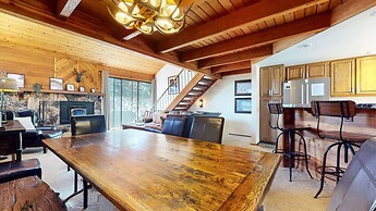 Snowflower #75 3 Bedroom Condo by RedAwning