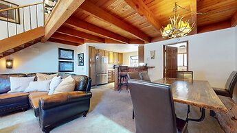 Snowflower #75 3 Bedroom Condo by RedAwning