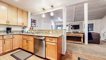 Summit #48 3 Bedroom Condo by RedAwning