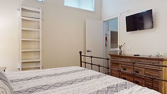 Summit #48 3 Bedroom Condo by RedAwning