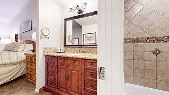 Summit #48 3 Bedroom Condo by RedAwning