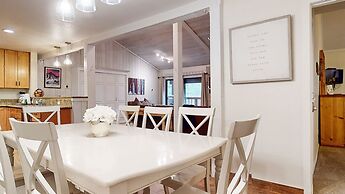 Summit #48 3 Bedroom Condo by RedAwning