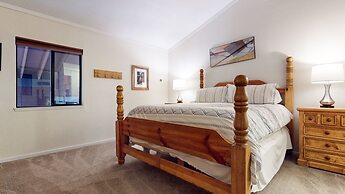 Summit #48 3 Bedroom Condo by RedAwning