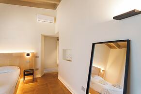 Uefio - Luxury Suites