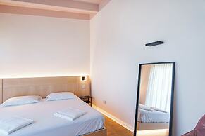 Uefio - Luxury Suites