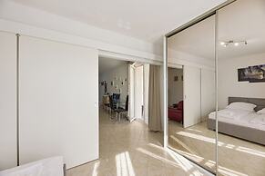 Promenada by Baltic Home