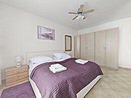 Promenada by Baltic Home