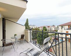 Promenada by Baltic Home