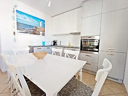 Promenada by Baltic Home