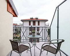 Promenada by Baltic Home