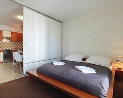 Promenada by Baltic Home