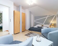 Promenada by Baltic Home