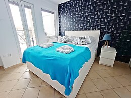 Promenada by Baltic Home