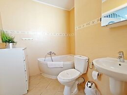 Promenada by Baltic Home