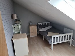 Boathouse, Easington Just Minutes From the sea