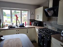 Boathouse, Easington Just Minutes From the sea