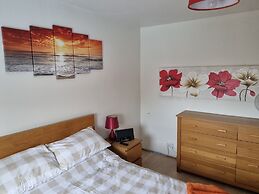 Boathouse, Easington Just Minutes From the sea